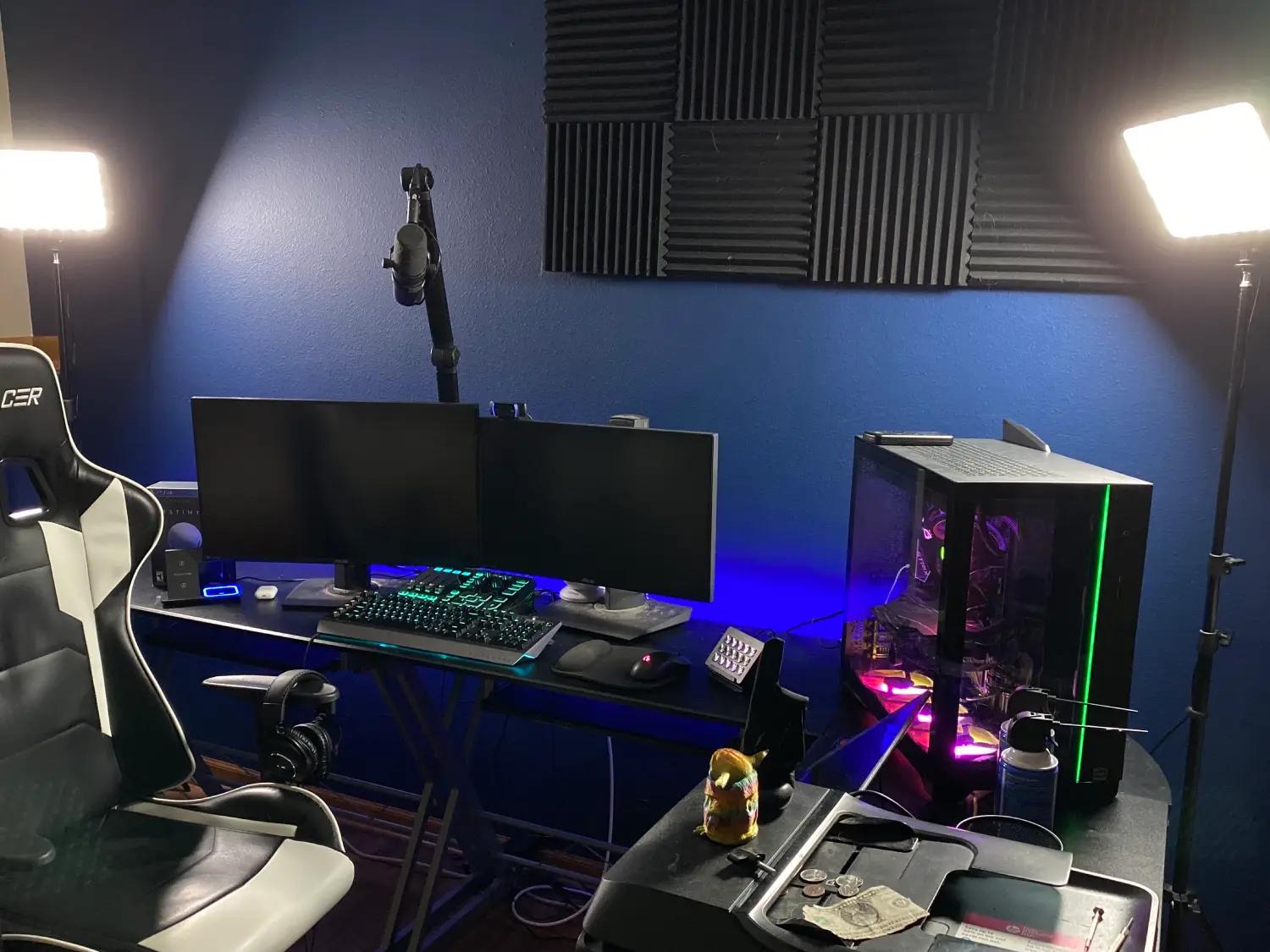 Creating a Budget-Friendly & Professional Looking Caster Setup Cover Image - Image Credit: Edu (Educaution)